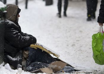 Temperatura coraz niższa. Nie zapominajmy o osobach potrzebujących pomocy