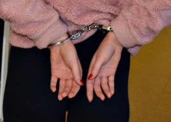 Zatrzymana poszukiwana do odbycia kary 5 lat pozbawienia wolności za rozbój z nożem