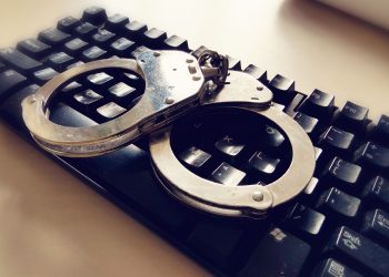 Internetowi oszuści zatrzymani