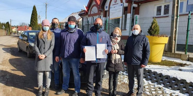 Kurator oświaty: Nie dla likwidacji szkół w Rękusach i Mrozach Wielkich