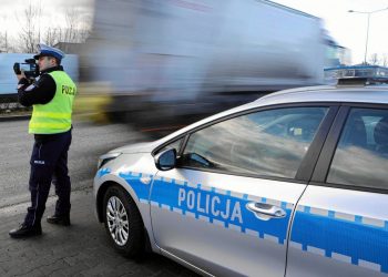 Policjanci zakończyli jazdę motocyklisty przez Ełk