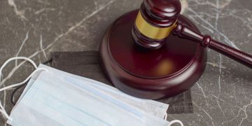 Lekceważąco podeszli do noszenia maseczek