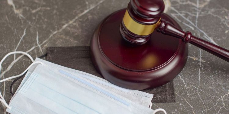 Lekceważąco podeszli do noszenia maseczek