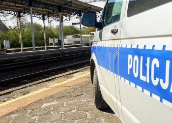 Podróż pociągiem zakończyła się w policyjnej celi