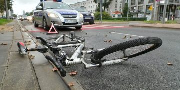 Pijana rowerzystka doprowadziła do zdarzenia drogowego