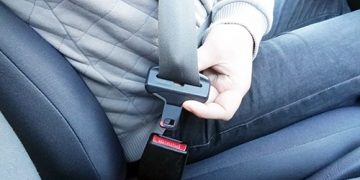 Korzystanie z pasów bezpieczeństwa