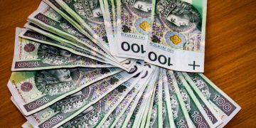 Ukradł szefowi pieniądze. Szybko został zatrzymany przez policjantów