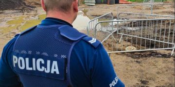 Pracownicy ukradli belki zbrojeniowe z innej budowy