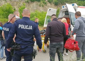 Polscy policjanci uratowali motocyklistę zaginionego w Kosowie – wśród nich policjant z Ełku