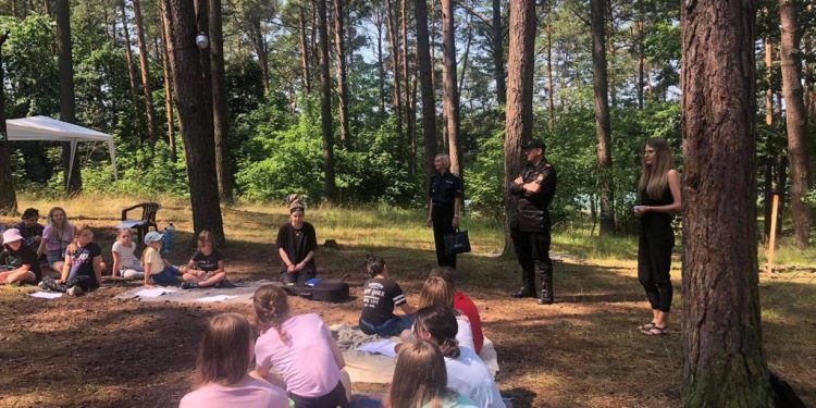 Ełckie służby wspólnie kontrolują miejsca wypoczynku