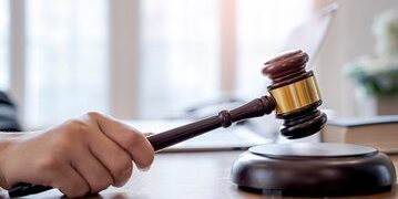 Złamał policyjny zakaz zbliżania się do żony.