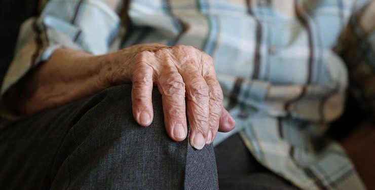 Dzięki czujności mieszkańca Ełku 71-latek trafił pod właściwą opiekę