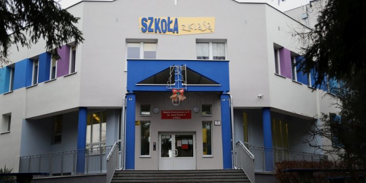 Cieplej w ełckiej „dziewiątce”