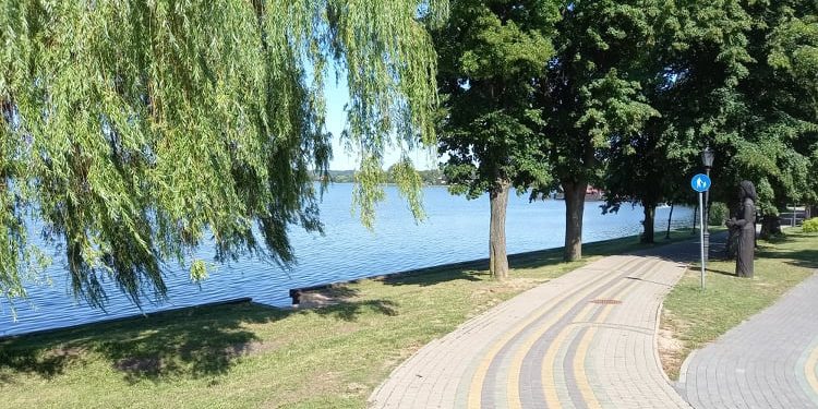Barierki ochronne na promenadzie? Ełccy urzędnicy: to kiepski pomysł