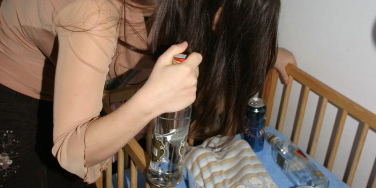 Nietrzeźwa matka zajmowała się roczną córeczką