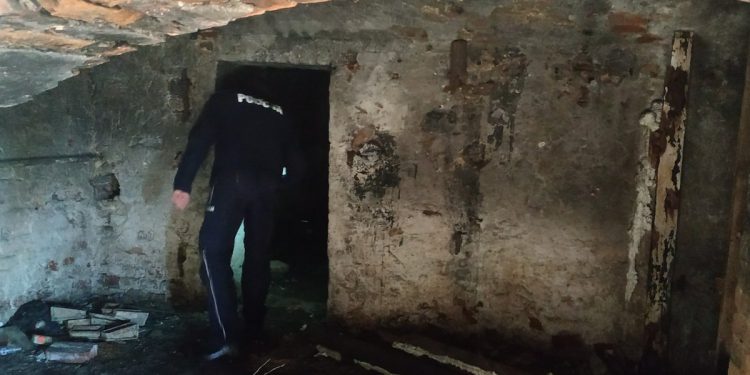 Zimno może zagrażać życiu i zdrowiu.