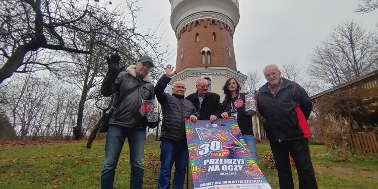 Powrót do przeszłości – mazurskie artefakty grają dla WOŚP