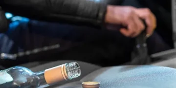 Miał blisko 3 promile i jechał samochodem.