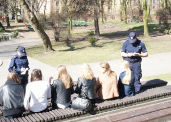 Policjanci w „Dzień Wagarowicza” będą czuwali nad bezpieczeństwem dzieci i młodzieży.