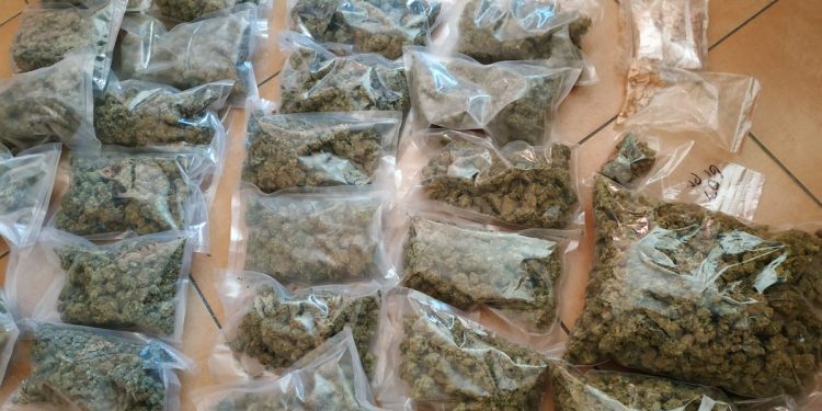 Ponad 2,5 kg środków odurzających u mieszkańca Ełku.