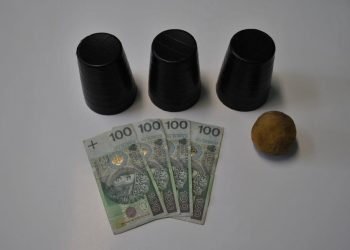 Uwaga na gry „w trzy kubki”!