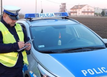 Podsumowanie weekendu na drogach i wodach powiatu