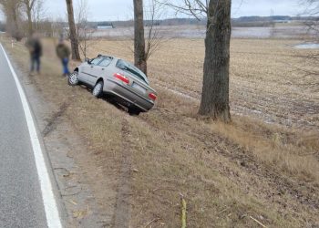 Wyprzedzał na podwójnej ciągłej, dostał 5 tys. zł mandatu