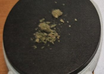 „Jak to policeman przeszukuje mnie?”