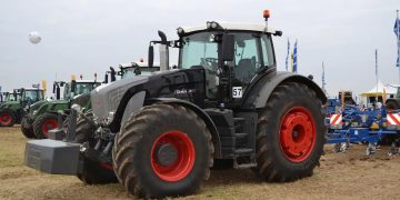 Sprzedawał ciągniki, tylko nie swoje …