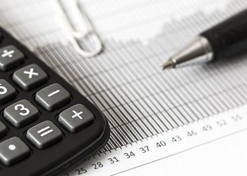 Prawie 5 mln zł z VAT-u na paliwo