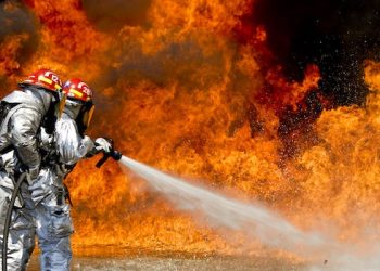 Pali się, moja panno! Hoří, má panenko!