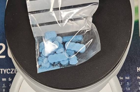 Wyśledzili go! Podróż za jeden uśmiech?