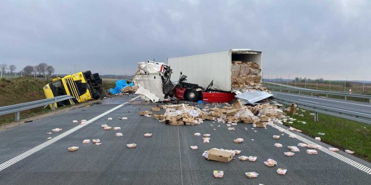 Groźna kolizja na S61