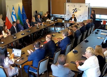 Hej czy wy wiecie, kto ma władzę w powiecie?