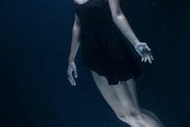 Ciało 67-letniego mężczyzny na dnie jeziora