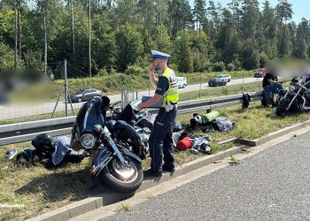 Niebezpieczna S7. Kolejne groźne wypadki paraliżują trasę