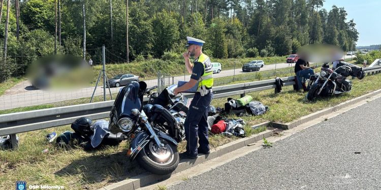Niebezpieczna S7. Kolejne groźne wypadki paraliżują trasę