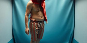 „Lorem ipsum dolor sit amet, consectetur adipiscing elit, sed do eiusmod tempor incididunt ut labore et dolore magna aliqua. Ut enim ad minim veniam, quis nostrud exercitation ullamco laboris nisi ut aliquip ex ea commodo consequat. Duis aute irure dolor in reprehenderit in voluptate velit esse cillum dolore eu fugiat nulla pariatur. Excepteur sint occaecat cupidatat non proident, sunt in culpa qui officia deserunt mollit anim id est laborum.”Czas na show. Political fiction – rozdział VI