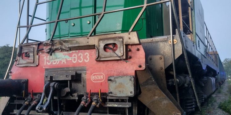 Sekundy od śmierci na przejeździe kolejowym🚂💥