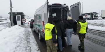 SZOK NA GRANICY! Ukrainiec wiózł trzy Somalijki bez dokumentów