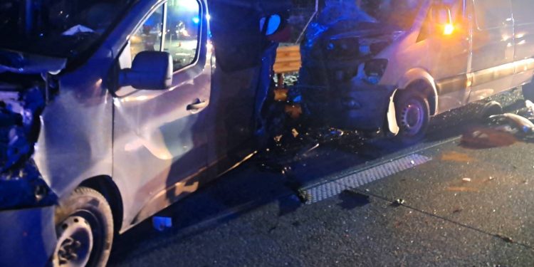 TRAGEDIA NA S8. DWA BUSY I TIR. NIE ŻYJĄ DWIE OSOBY