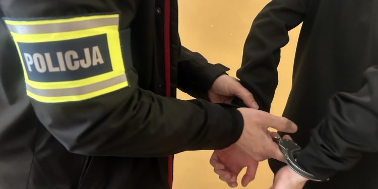 „Bała się własnego męża”. Policja wkroczyła do domu …