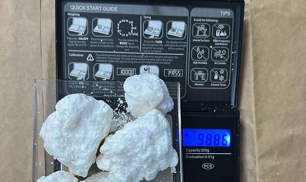 9 zatrzymanych, 2,4 kg narkotyków, broń i amunicja