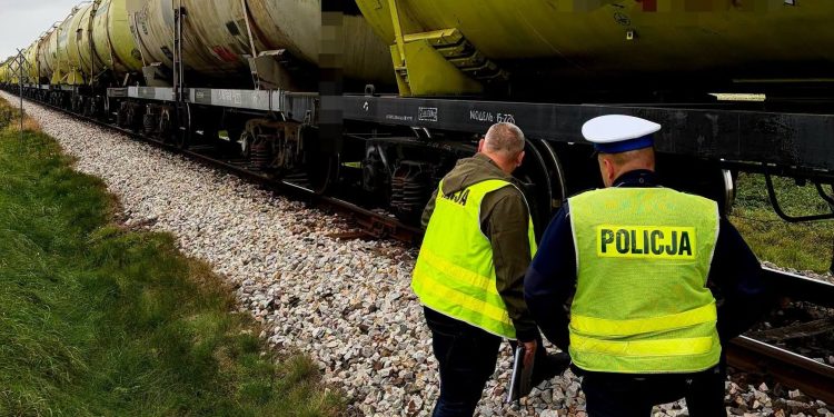 Tragedia na torach. 26-latek zginął pod kołami pociągu