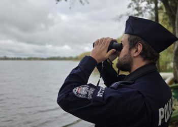 WYCHŁODZENIE, GĘSTY LAS I ZBIORNIK WODNY! Policja szukała zaginionego